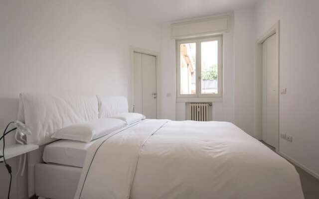 Отель Aparthotel Brera Fiori Chiari комната для гостей