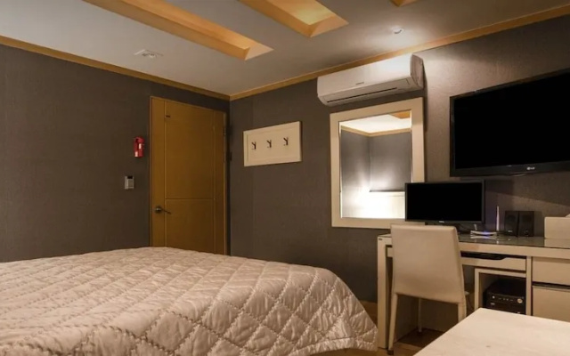 Sinyoung Motel