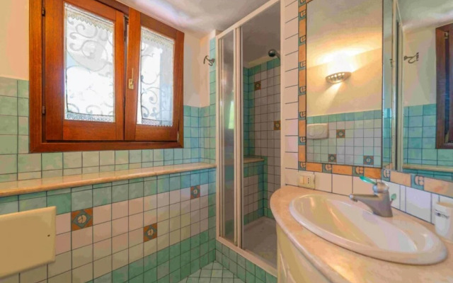 Gorgeous Retreat Just a few Meters From the sea