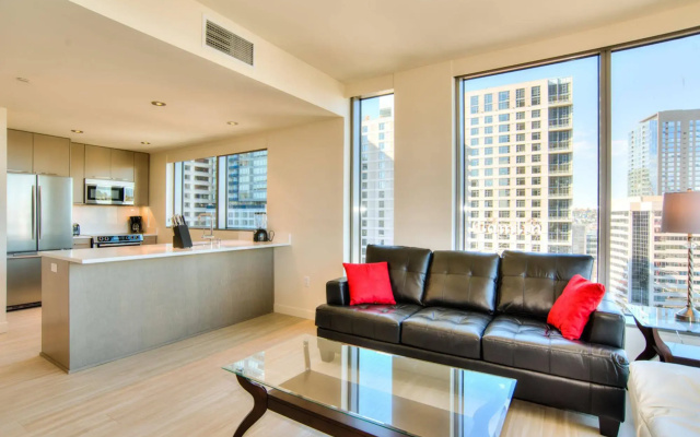 Furnished Apartments on Pine Street