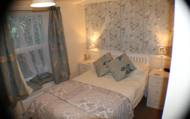 Little Mainstone Guest House