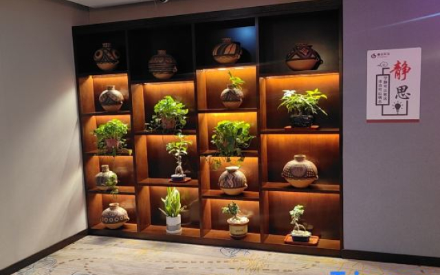 Yucheng Hotel