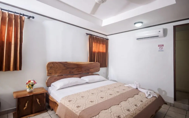 Cadillac Rock Hotel - Adults Only