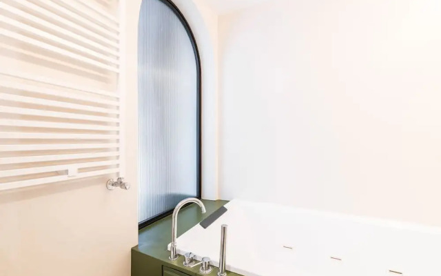 Cortese Suite