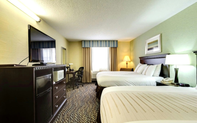 Fireside Inn and Suites