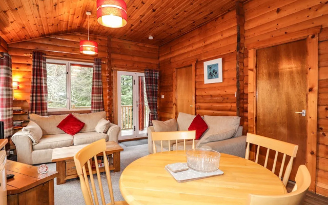 Rowan Lodge
