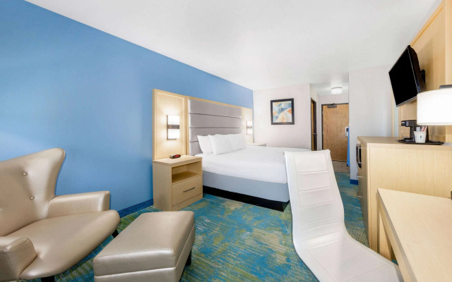 Days Inn by Wyndham Springville
