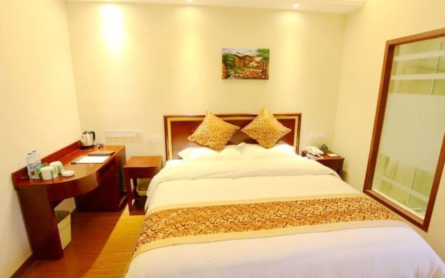 Green Tree Inn Smart Selection Hotel (Shanghai Hongqiao Road Metro Station)