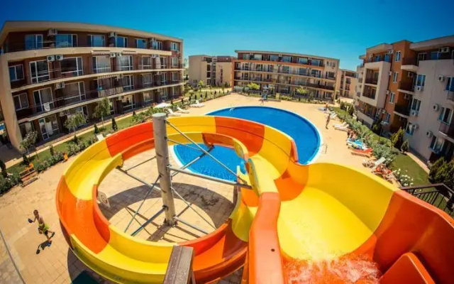 Holiday Garden Hotel
