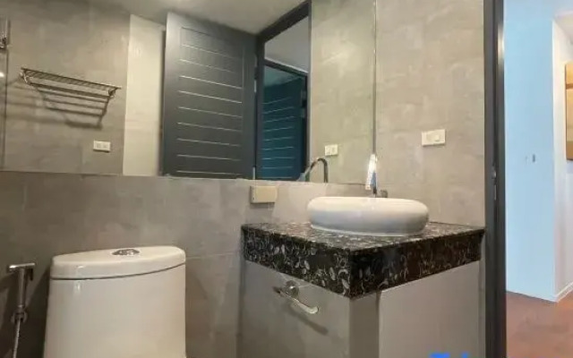 Vivi Avenue Thonglor by ViVi Avenue Happy Stay