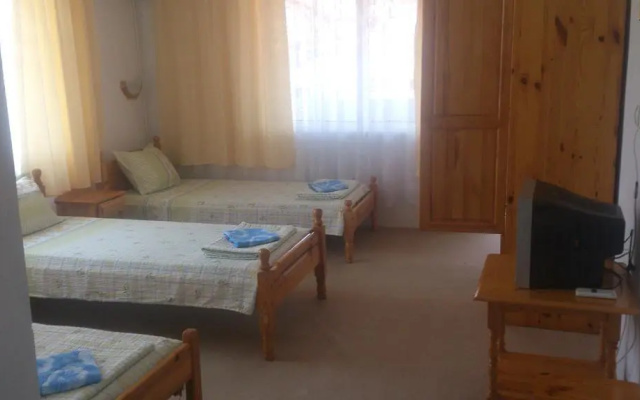Svetla Guest House