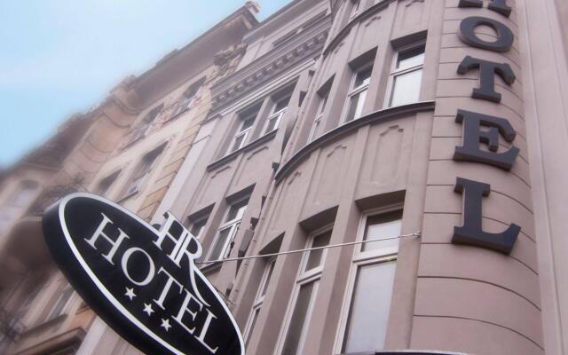Hotel Royal Познань вид на фасад