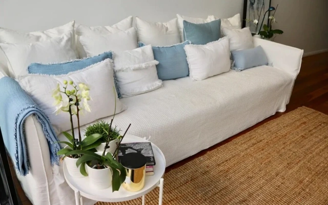 Converted Warehouse With A Local Touch