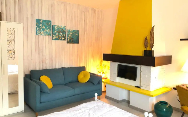 Clua Holiday House