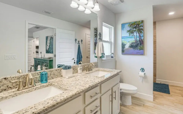 Golf Course-facing Poolside Oasis in Rotonda West!