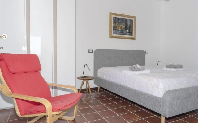Apartment With one Bedroom in Rosolini, With Wifi