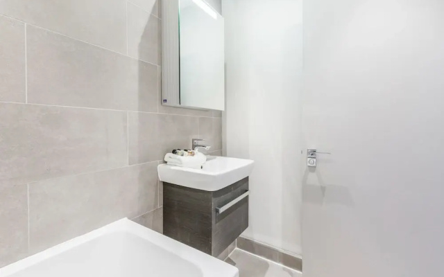 Roomspace Apartments -The Quadrant