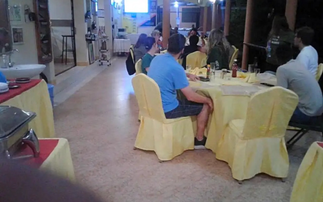 Fanaka Safaris Campsite & Lodges