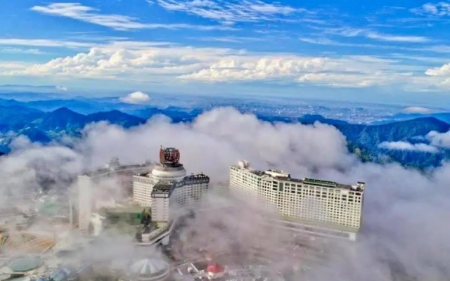 Genting Windmill Amazing Sky Pool 2bedroom With Aircon Wi-Fi