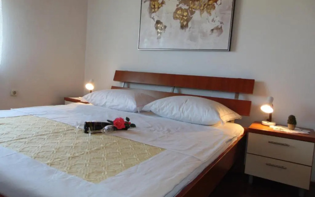 Apartment 2