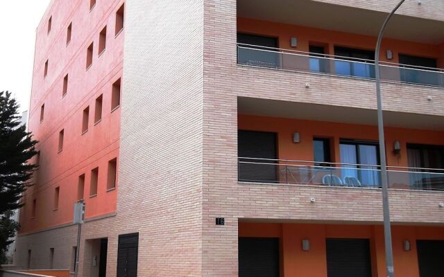 Отель Apartaments AR Caribe Испания, Льорет-де-Мар - отзывы, цены и фото номеров - забронировать отель Apartaments AR Caribe онлайн вид на фасад