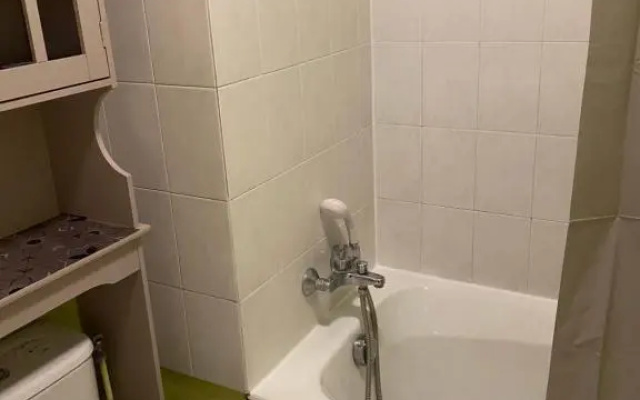Appartement Cosy avec jardin privatif et garage