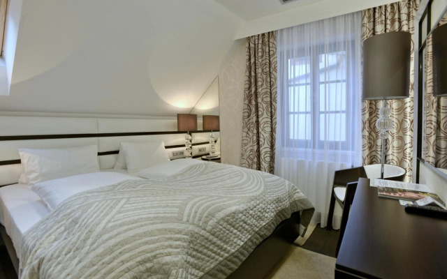 Hotel Grand