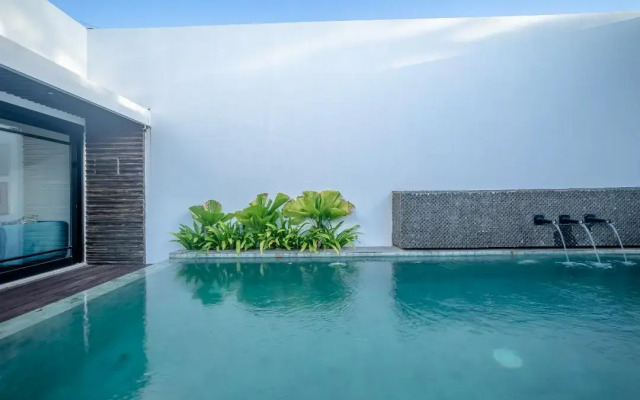 Mile Stone Villa