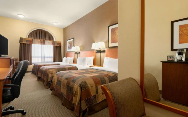 Ramada Drayton Valley