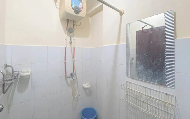Homey 2Br Apartment Gateway Ahmad Yani Cicadas