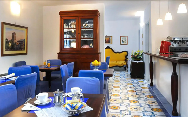 Hotel Toro