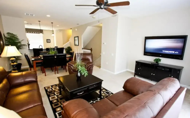 4845 Vista Cay
