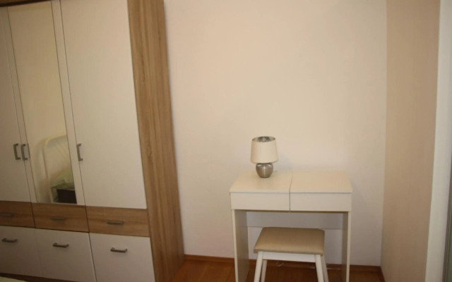 Apartment NUMBER 17