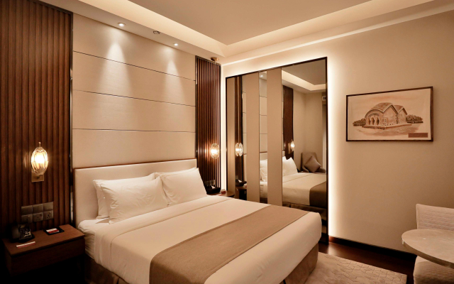 Best Western PLUS Runway - Luxury Collection Hotel
