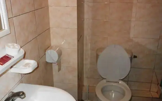 Сатурн Отель