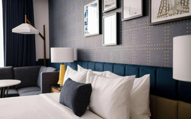 Cambria Hotel Boston Somerville