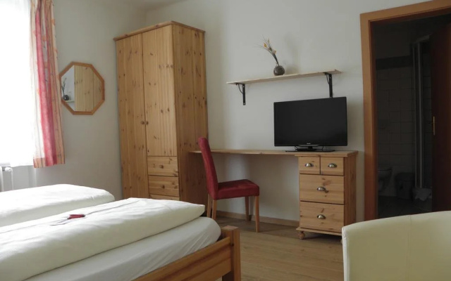 Pension Zuser