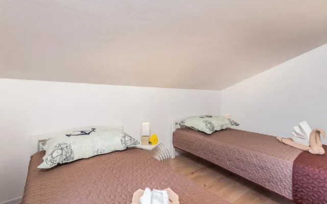 Awesome Apartment in Krk With 3 Bedrooms and Wifi