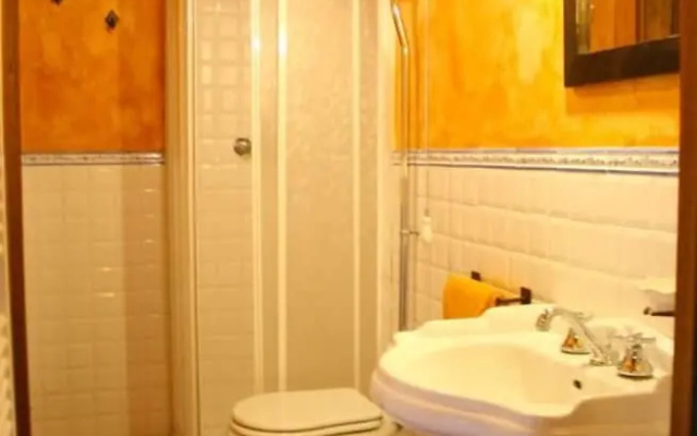 Wonderful private villa for 16 people with WIFI, private pool, TV and parking