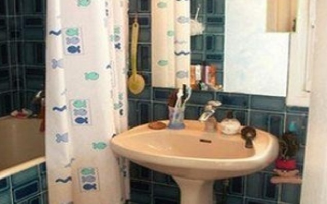 Отель Bed And Breakfast Buttes Chaumont 2 Париж ванная