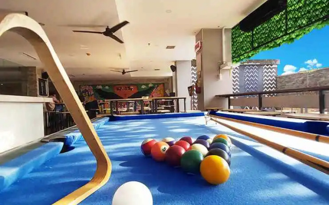 Royal Bay Hotel Makassar