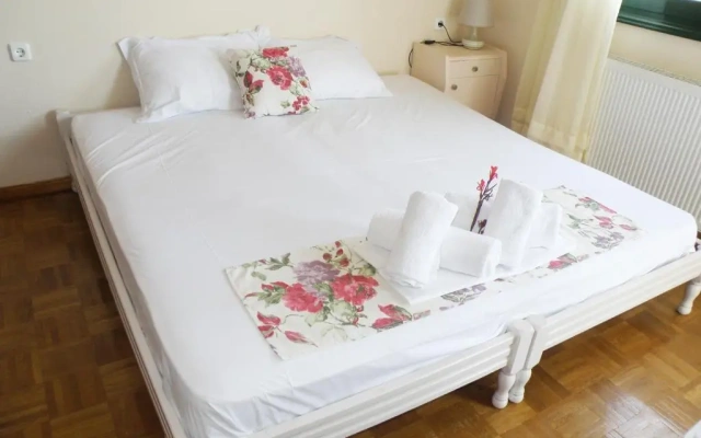 Villa Rodia 4 guests