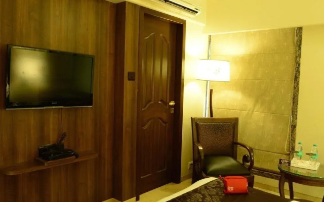 The Maharaja Hotel by OYO Rooms