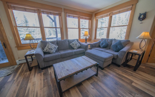 Elk Run Villas 9574