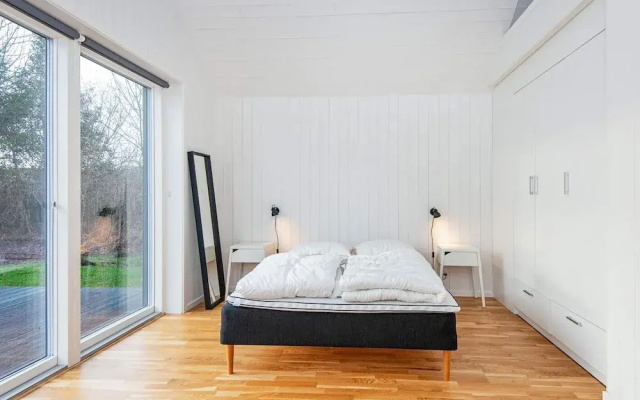 8 Person Holiday Home in Grenaa