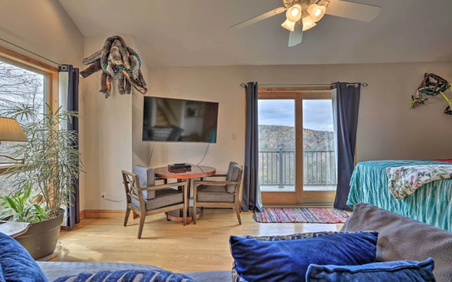 Unique Catskills Hideaway - Walk to Lake Jeff