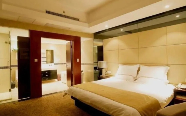 Taizhou Gree Tree Hotel