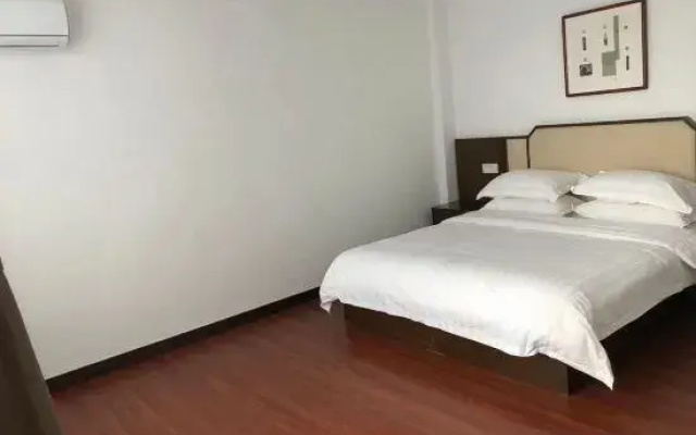 Lehelin Hotel