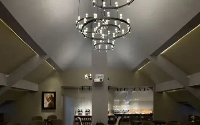 Riyueming Hotel · Select (Dalian 967 Hospital Gorky Road)
