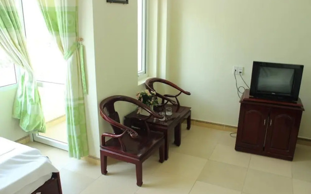 Duong Dan Hotel